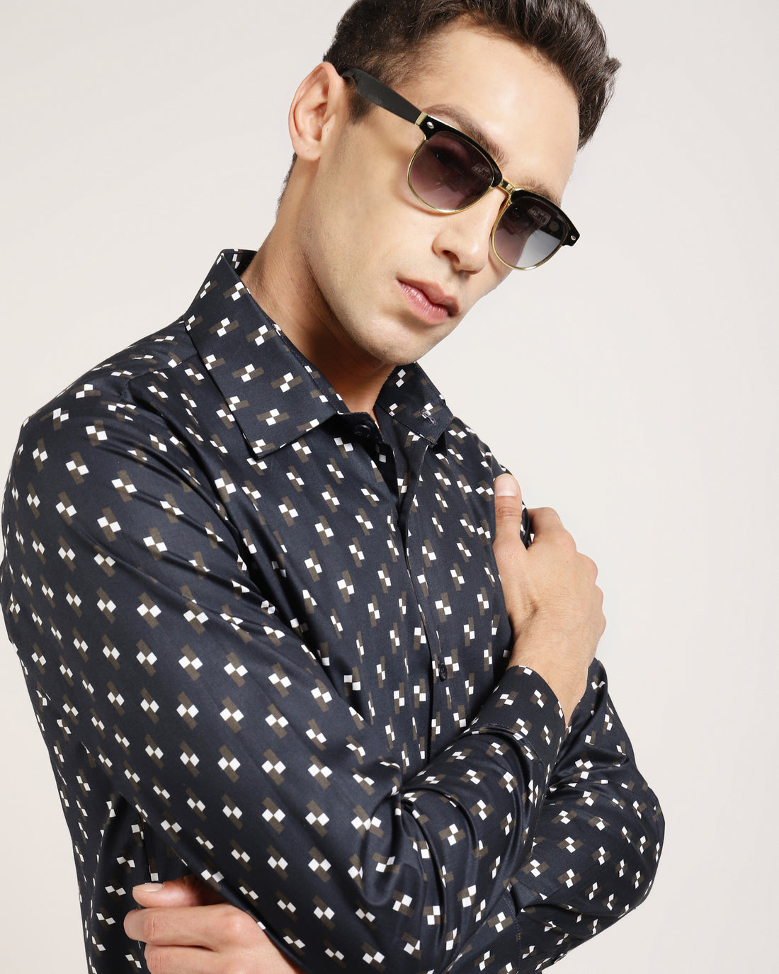 Men’s Black Shirt with Light pattern Print