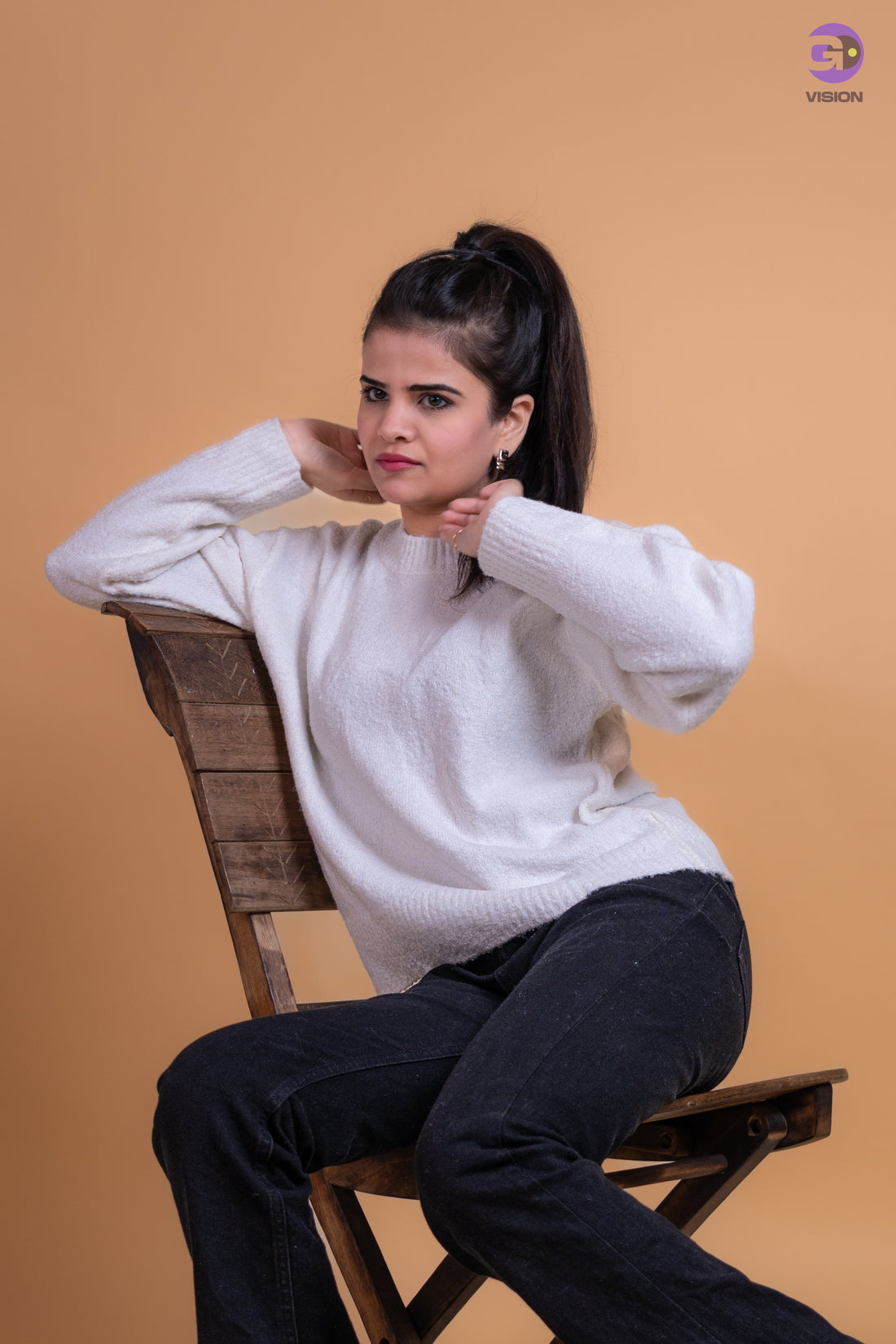 Women’s Classic White Knit Sweater