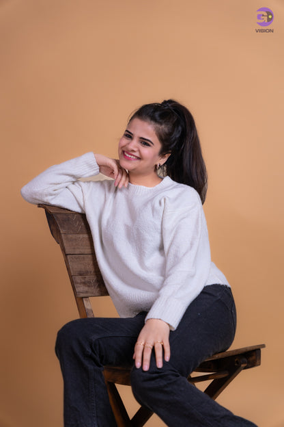 Women’s Classic White Knit Sweater