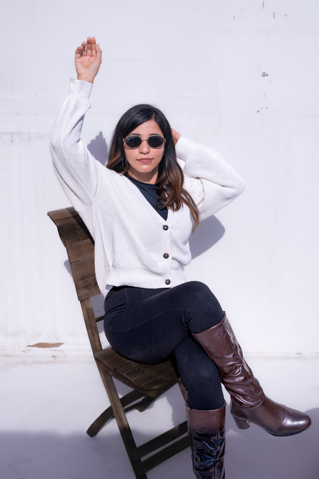 Women’s White V-Neck Buttoned Cardigan